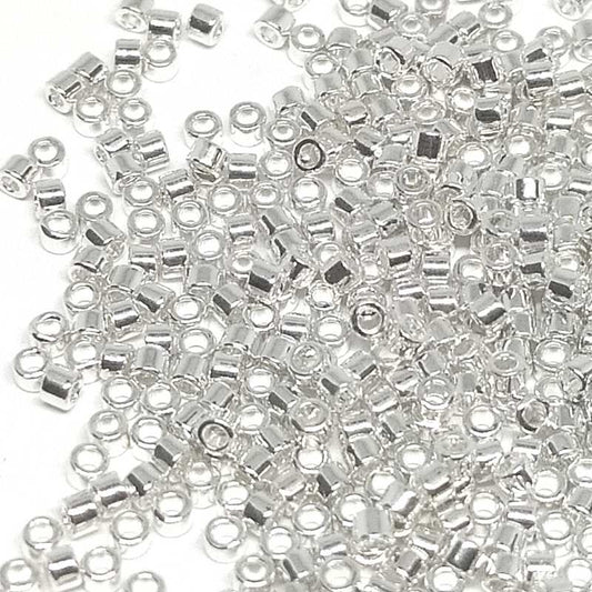 11/0 MIYUKI delica Bright Sterling Silver Plated DB551 1 gr. -  - Crystaldreams Abalorios