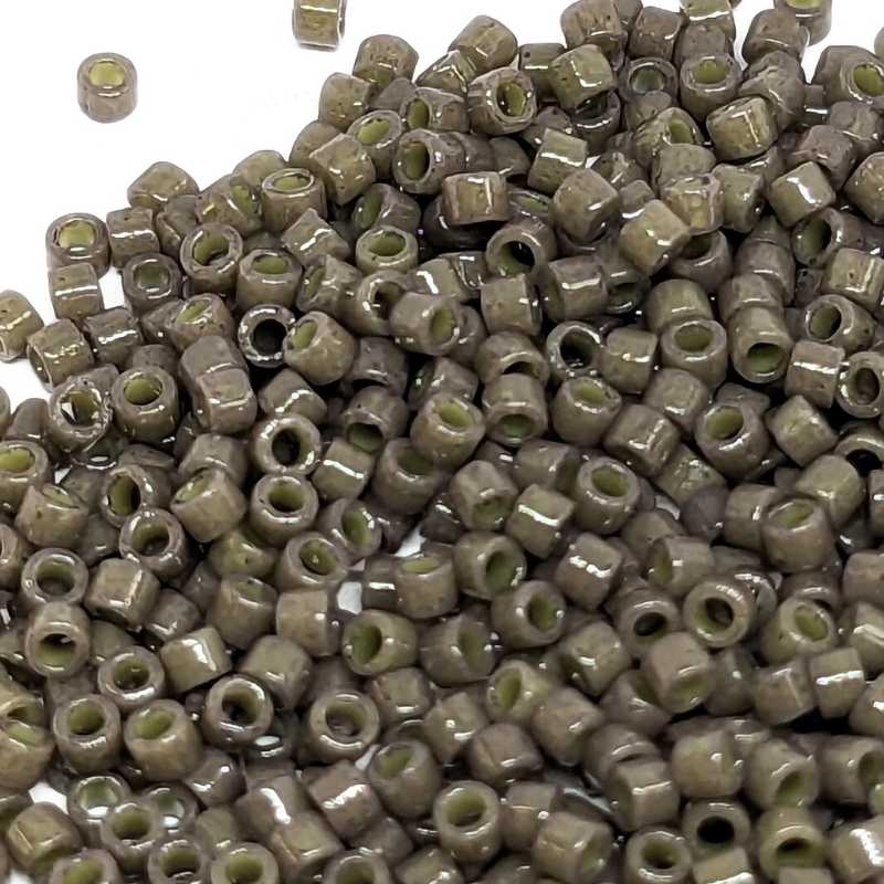 11/0 MIYUKI delica Duracoat Opaque Ash Grey - 1gr. - DB2365 -  - Crystaldreams Abalorios