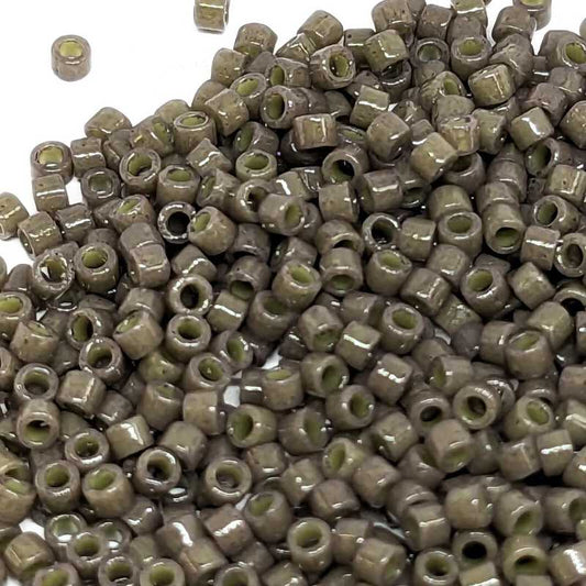 11/0 MIYUKI delica Duracoat Opaque Ash Grey - 1gr. - DB2365 -  - Crystaldreams Abalorios