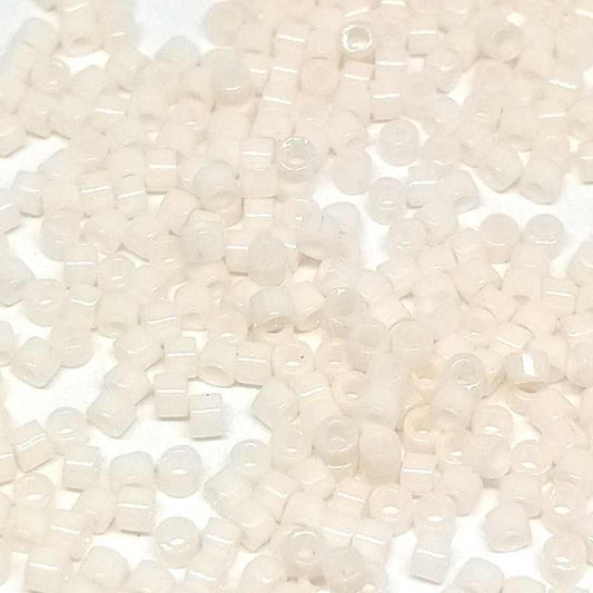 11/0 MIYUKI delica Opaque Bisque White - 1gr. - DB1490 -  - Crystaldreams Abalorios