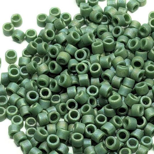 11/0 MIYUKI delica Opaque Glazez Frosted Green 1gr. - DB2311 -  - Crystaldreams Abalorios