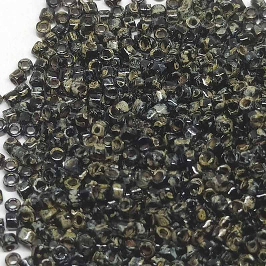 11/0 MIYUKI delica Opaque Picasso Black - 1gr. - DB2261 -  - Crystaldreams Abalorios