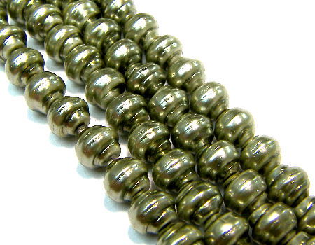 75 x Perlas cristal checo irregular Preciosa 8mm Met. Lt. Green -  - Crystaldreams Abalorios