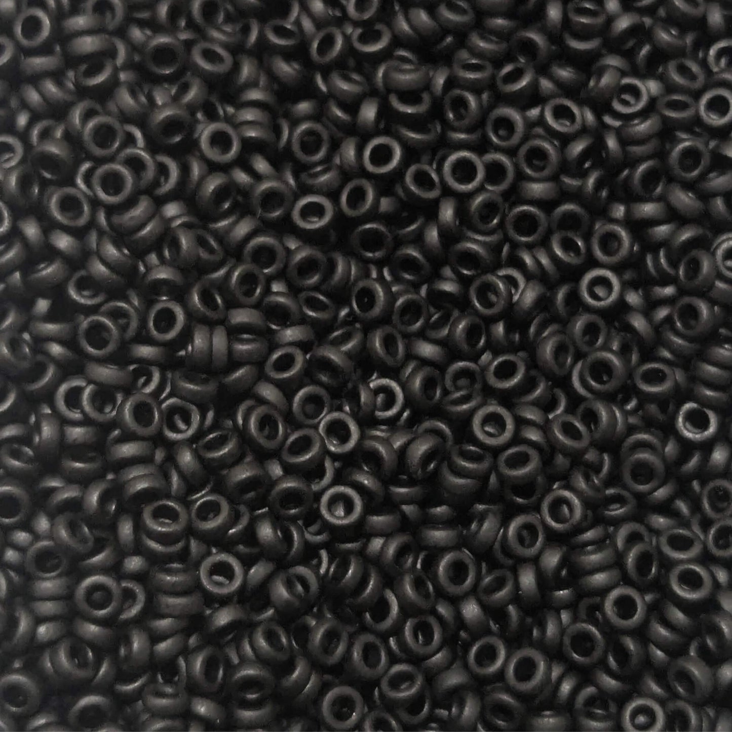 Espaçadores Miyuki 2,2 mm x 1,3 mm Preto Mate - Cor 401F