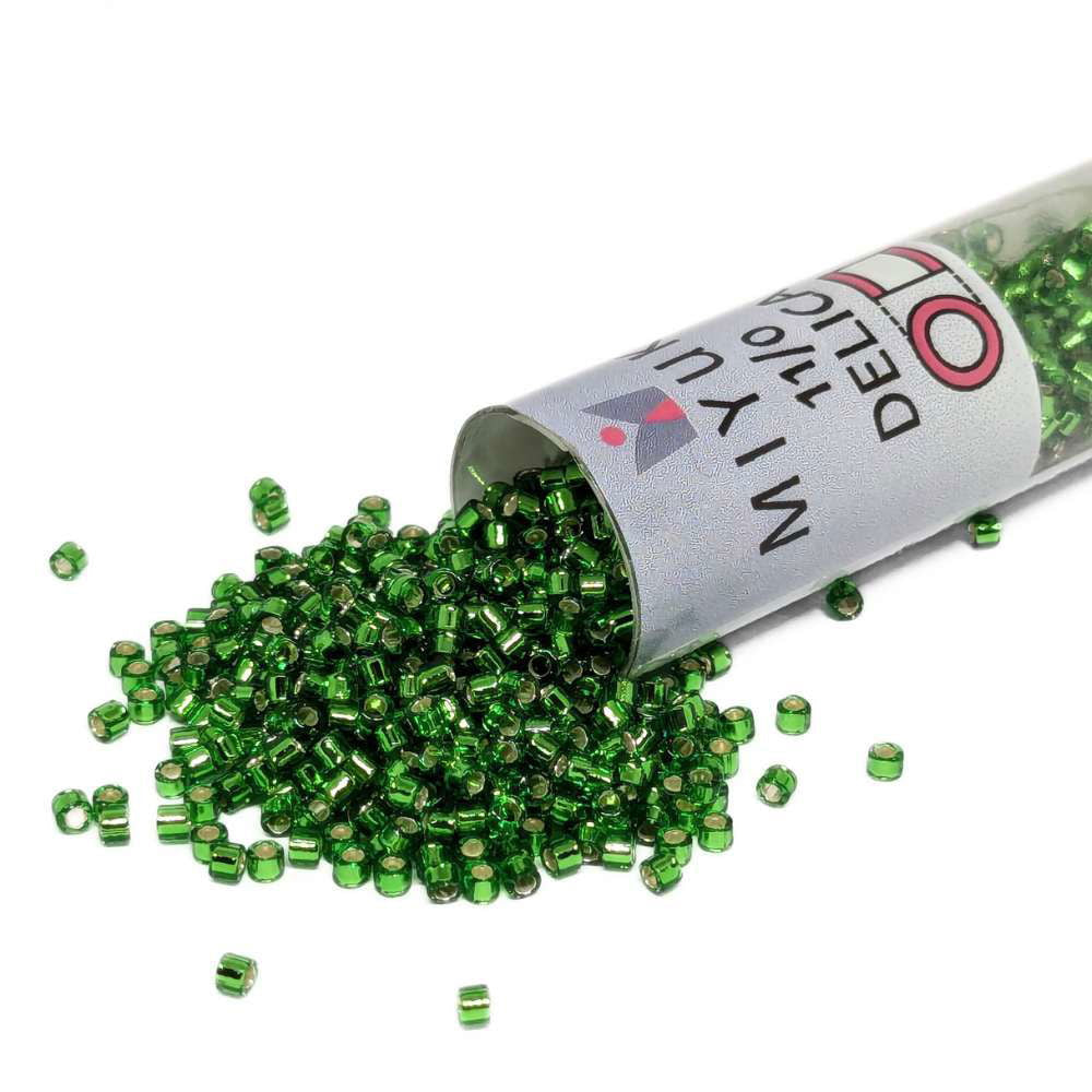 DB0046 Tubo Miyuki Delica 11/0 Silver Lined Light Green 7,2gr - DB0046 Tubo Miyuki Delica 11/0 Silver Lined Light Green 7,2gr - Miyukilandia 
