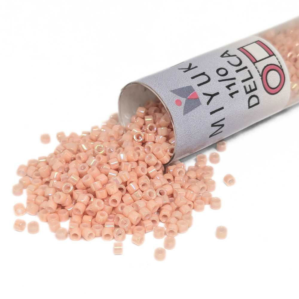DB0207 Tubo Miyuki Delica 11/0 Opaque Peach Luster 7,2gr - DB0207 Tubo Miyuki Delica 11/0 Opaque Peach Luster 7,2gr - Miyukilandia 