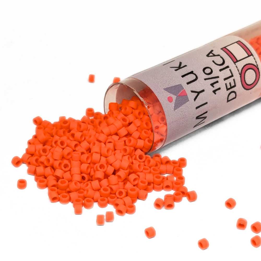 DB0752 Tubo Miyuki Delica 11/0 Matte Opaque Orange 7,2gr. -  