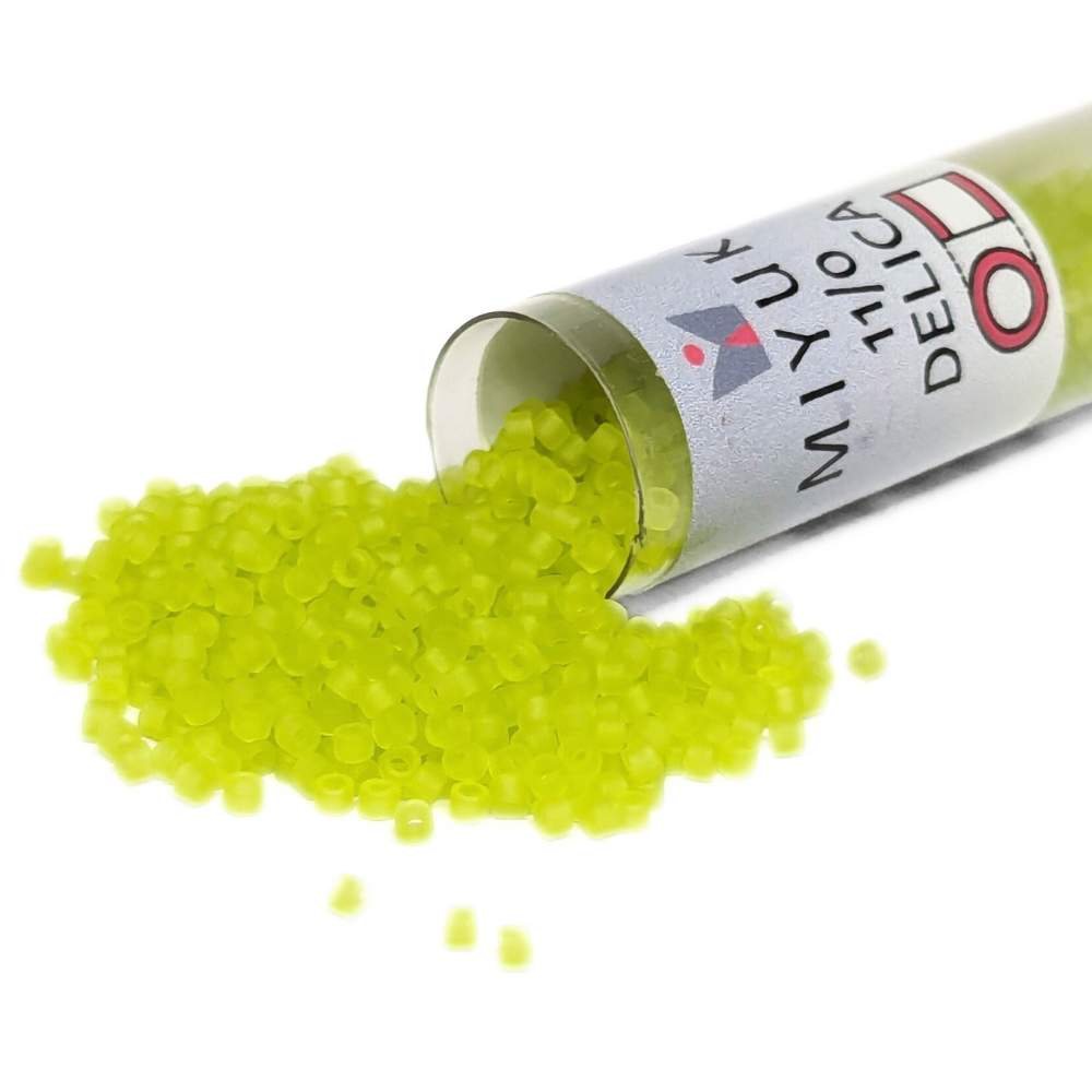 DB0766 Tubo Miyuki Delica 11/0 Matte Transparent Chartreuse 7,2gr. -  