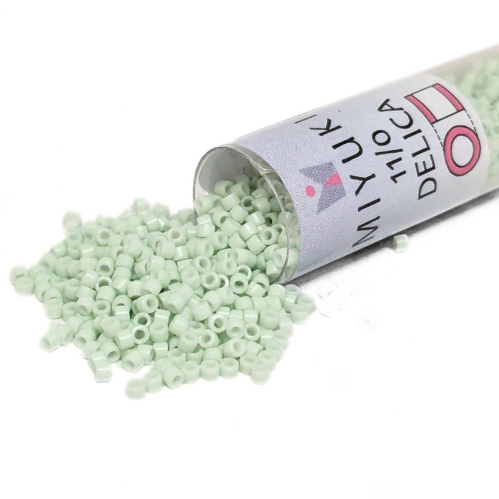 DB1496 Tubo Miyuki Delica 11/0 Opaque Light Mint 7,2gr. -  