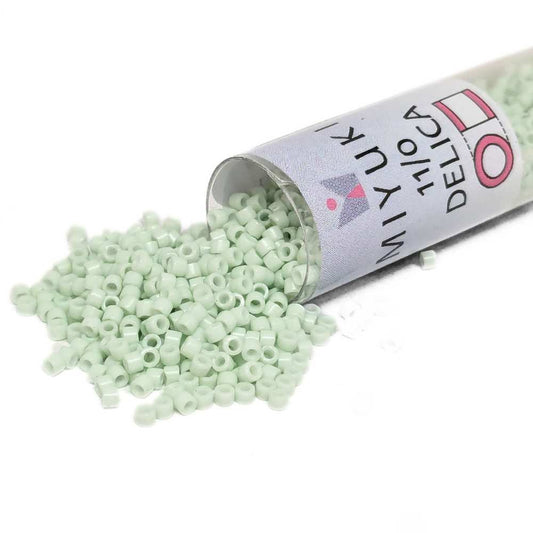 DB1496 Tubo Miyuki Delica 11/0 Opaque Light Mint 7,2gr. -  