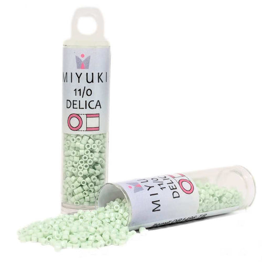 DB1496 Tubo Miyuki Delica 11/0 Opaque Light Mint 7,2gr. -  