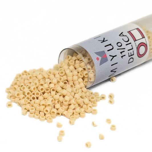 DB1581 Tubo Miyuki Delica 11/0 Matte Opaque Pear 7,2gr. -  
