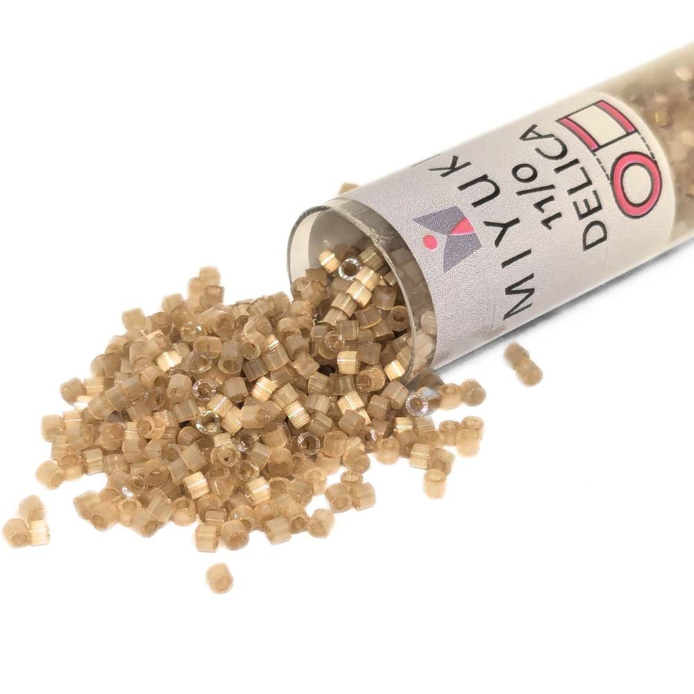 DB1802 Tubo Miyuki Delica 11/0 Dyed Shell Silk Satin 7,2gr -  