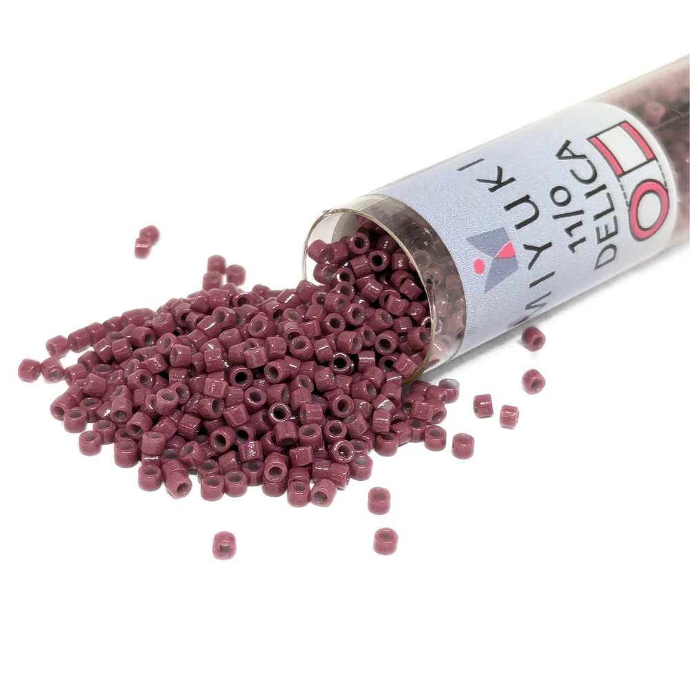 DB2355 Tubo Miyuki Delica 11/0 Duracoat Opaque Grape Purple 7,2gr. -  