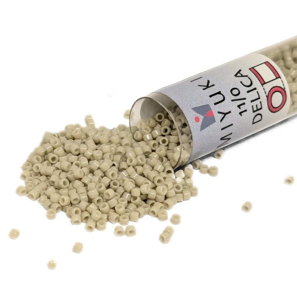 DB2362 Tubo Miyuki Delica 11/0 Duracoat Opaque Off White 7,2gr. -  