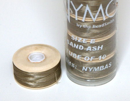 Hilo Nymo B  66metros Color: Sand Ash -  - Crystaldreams Abalorios