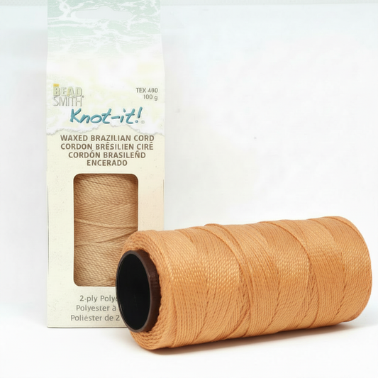 Cordón brasileño beige-melocotón anaranjado fondo blanco