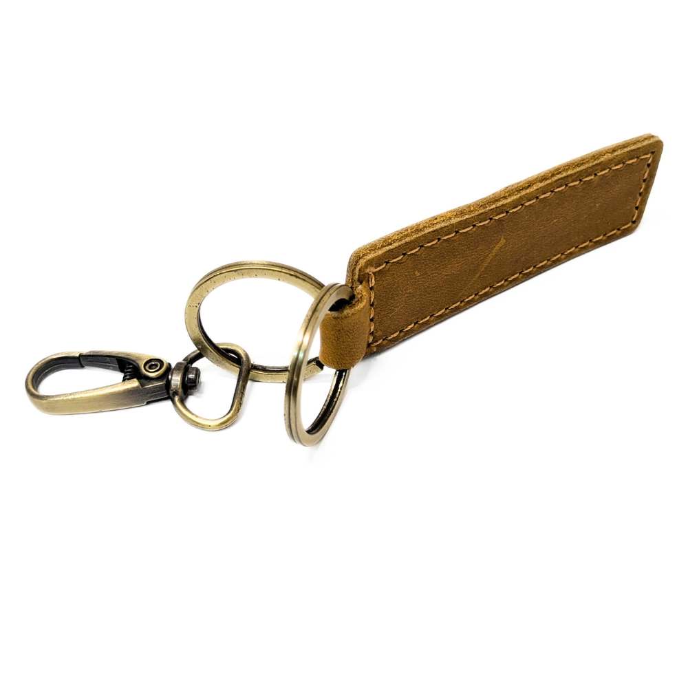 Llavero personalizado en cuero genuino color marrón Saddle Brown.