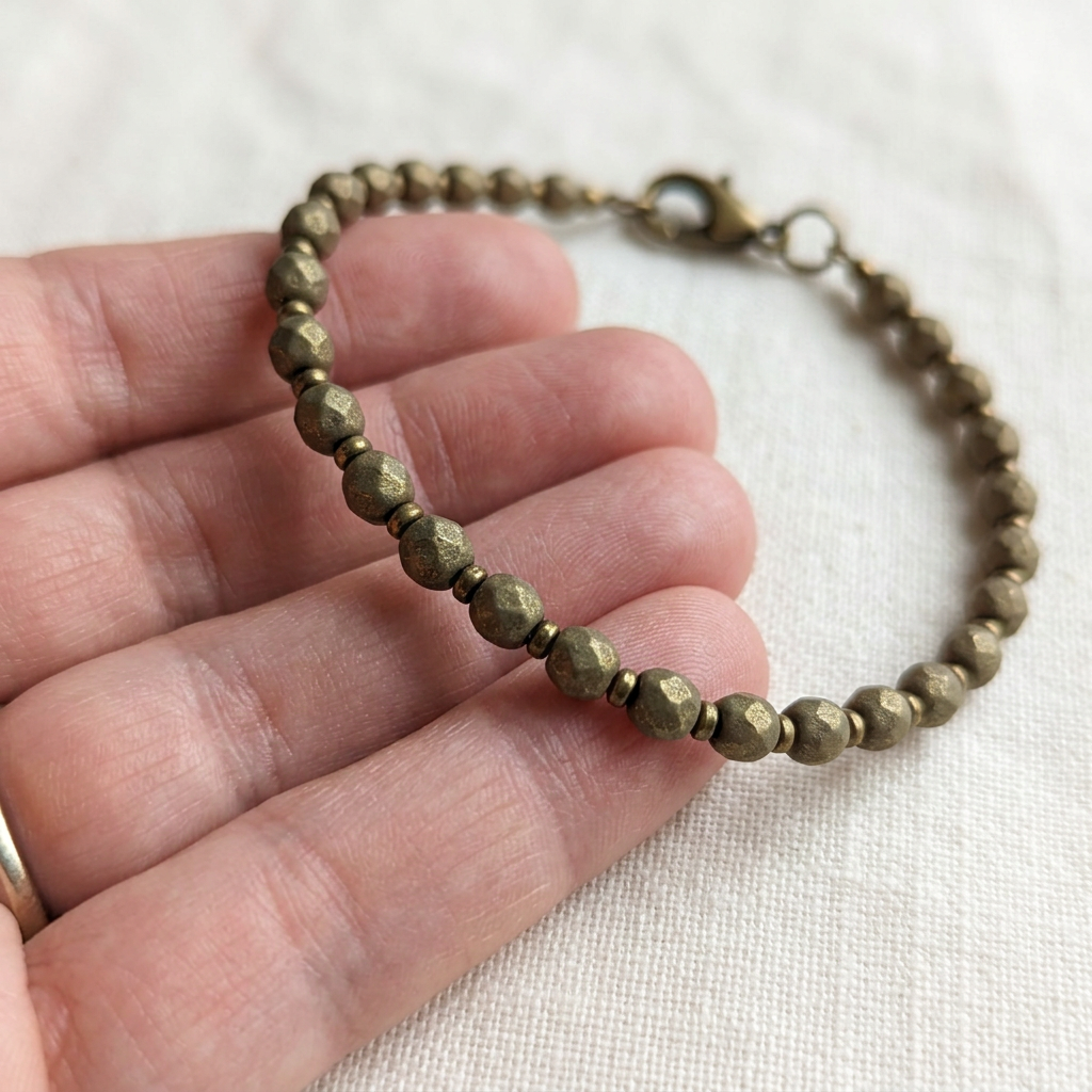 Pulsera con cuentas facetadas de 4 mm Twilight Mossy Bark