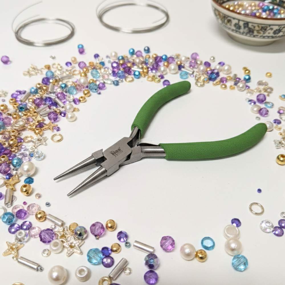 Vista del set de alicates de colores, alicates punta redonda